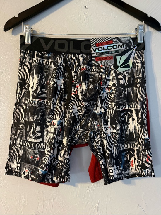 Volcom Other - NWT Volcom Men’s 2 Pack Boxer Briefs Medium Red Graphic Performance Stretch